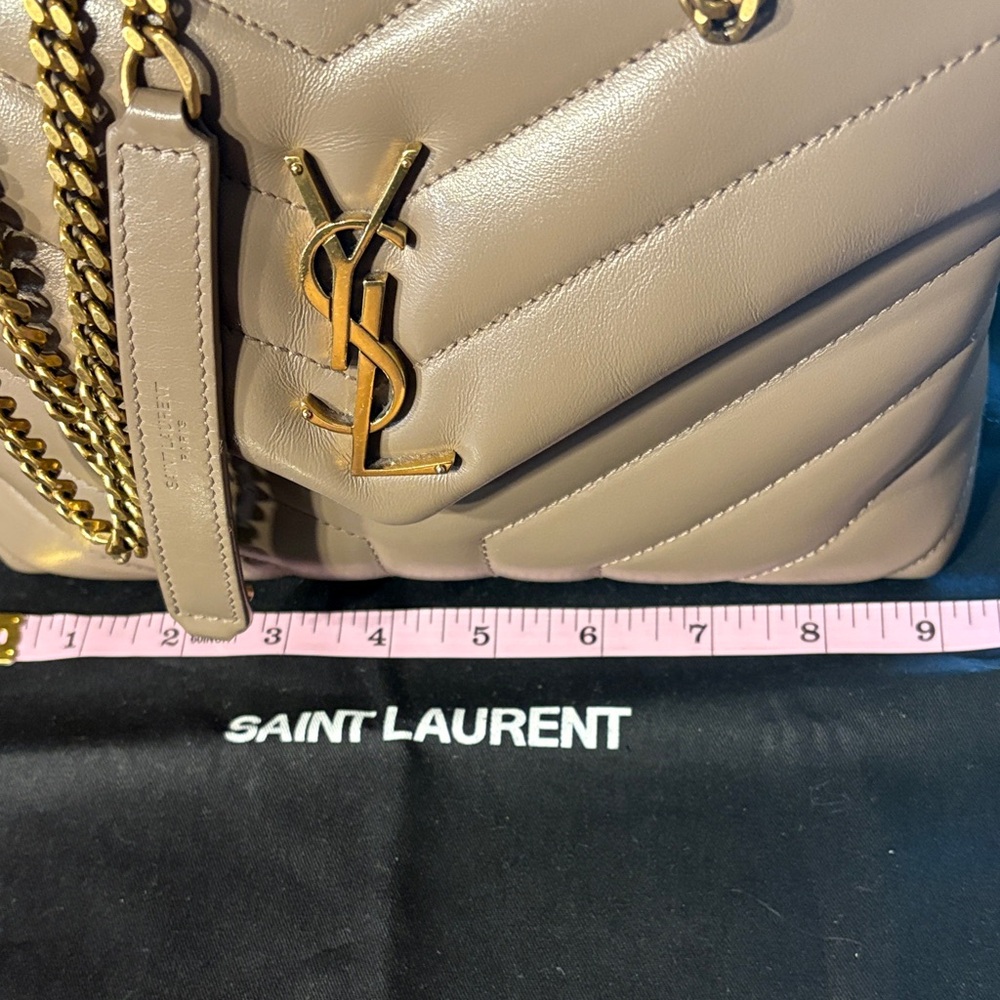 Saint Laurent Beige Quilted Shoulder Bag - Picture 2 of 11